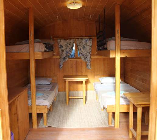 Imagen de la habitación del Camping Eco-wooden Houses Monta&ntilde;a Roja. Foto 2