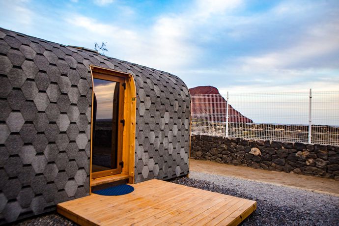 Imagen de los exteriores del Camping Eco-wooden Houses Monta&ntilde;a Roja. Foto 5