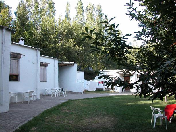 Imagen de los exteriores del Camping El Balcón De Pitres. Foto 13