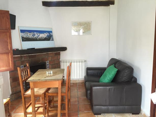 Imagen de la habitación del Camping El Balcón De Pitres. Foto 5