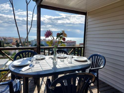 Imagen de la habitación del Camping El Carlitos. Foto 5