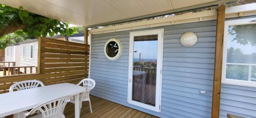 Imagen de la habitación del Camping El Carlitos. Foto 7