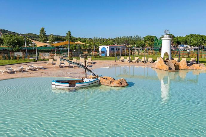 Imagen de la piscina del Camping El Delfin Verde, Playa de Aro. Foto 12