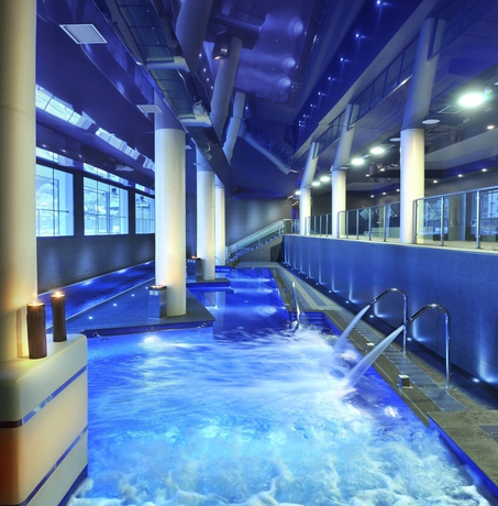 Imagen de la piscina del Camping El Far. Foto 13