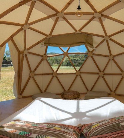 Imagen de la habitación del Camping El Garrofer. Foto 3