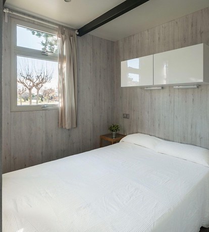 Imagen de la habitación del Camping El Garrofer. Foto 13