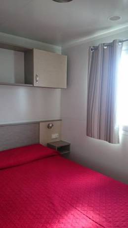 Imagen de la habitación del Camping El Pinar Platja. Foto 2