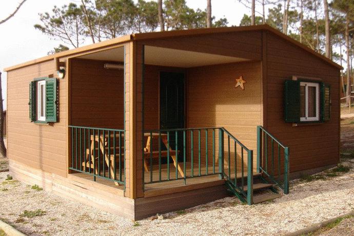 Imagen de los exteriores del Camping Ericeira Y Bungalows. Foto 8