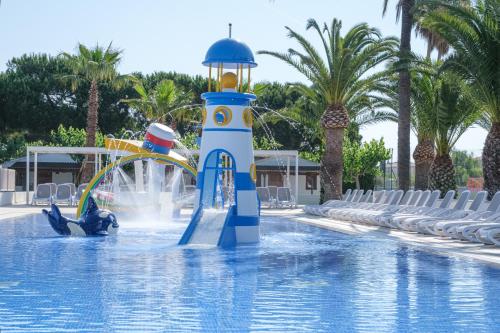 Imagen de la piscina del Camping Estival Vendrell Platja. Foto 20