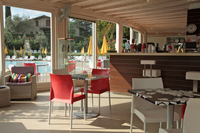 Imagen del bar/restaurante del Camping Europa Silvella. Foto 4
