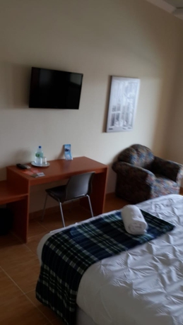 Imagen de la habitación del Camping Express Inn Coronado Hotel and. Foto 5