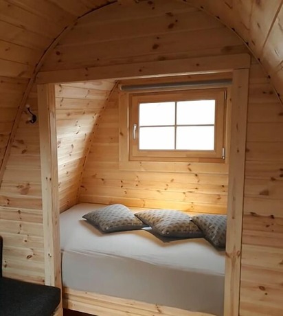 Imagen general del Camping Fossatún Camping Pods and cottages – Sleeping bag accommodation. Foto 5