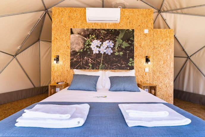 Imagen de la habitación del Camping Gavi&atilde;o Nature Village. Foto 17