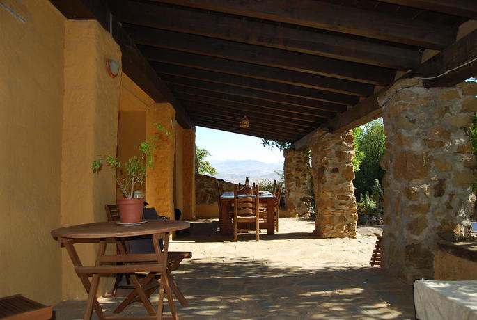 Imagen de los exteriores del Camping Hidden Valley Andalucia. Foto 7