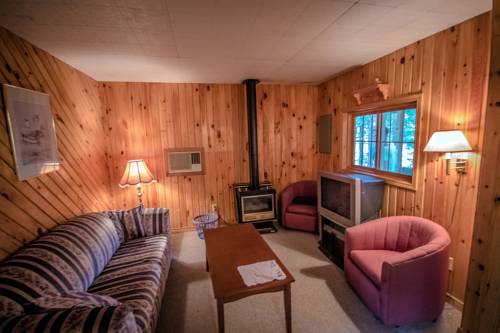 Imagen de la habitación del Camping High Falls Bay Cottages, & Waterpark. Foto 13