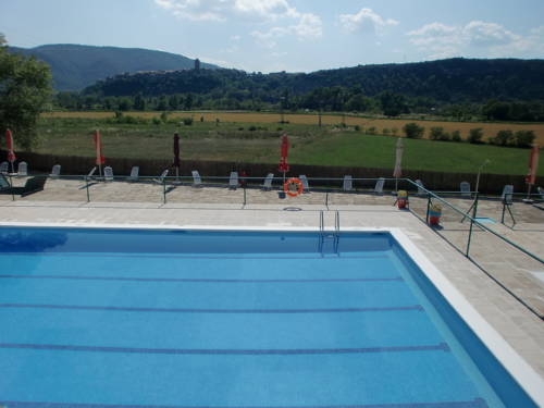 Imagen general del Camping HolaCamp A&iacute;nsa. Foto 4