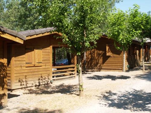 Imagen general del Camping HolaCamp A&iacute;nsa. Foto 7