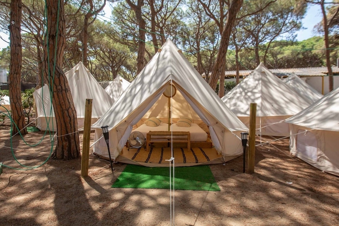 Imagen de la habitación del Camping HolaCamp Palam&oacute;s. Foto 17