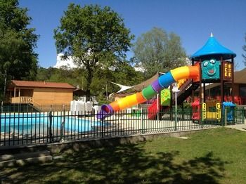 Imagen de la piscina del Camping International Ispra. Foto 13