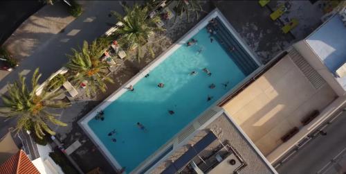 Imagen de la piscina del Camping Kampaoh Kikopark Playa. Foto 5