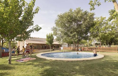 Imagen de la piscina del Camping Kampaoh Kikopark Rural. Foto 6