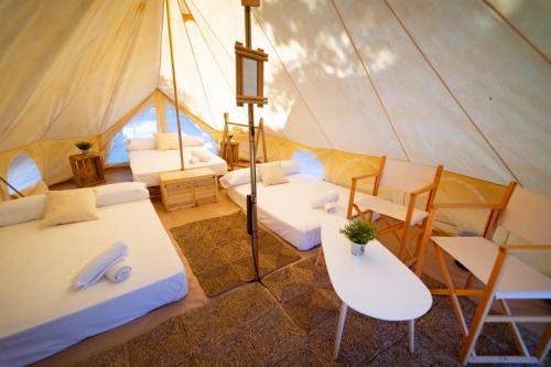 Imagen de la habitación del Camping Kampaoh L'Almadrava - Costa Dorada. Foto 4