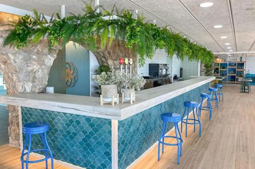 Imagen de los interiores del Camping Kampaoh L'Almadrava - Costa Dorada. Foto 6