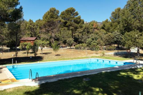 Imagen de la piscina del Camping Kampaoh La Bolera. Foto 14