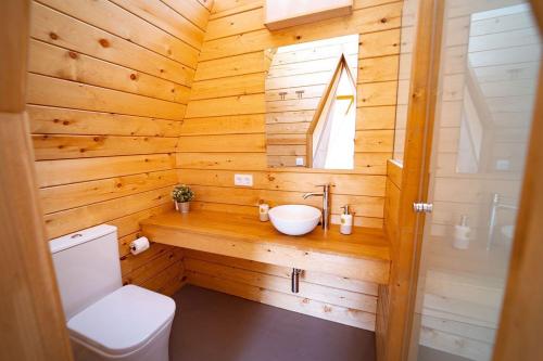 Imagen general del Camping Kampaoh Lago de Arcos. Foto 11