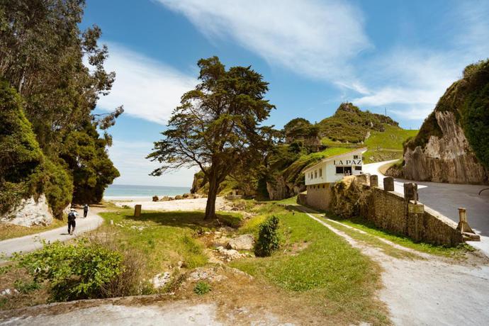 Imagen de los exteriores del Camping Kampaoh Llanes. Foto 5