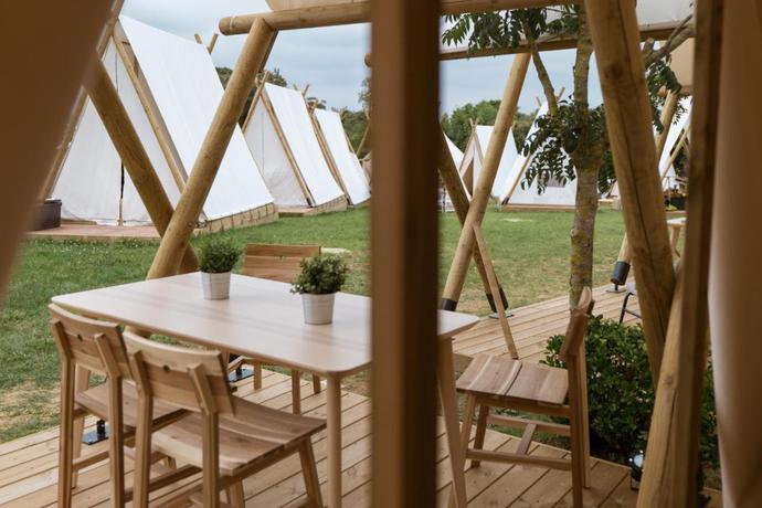 Imagen de los interiores del Camping Kampaoh Los Escullos. Foto 10