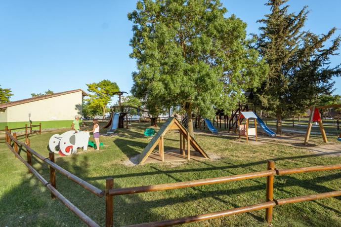 Imagen de los interiores del Camping Kampaoh Mendigorr&iacute;a. Foto 7