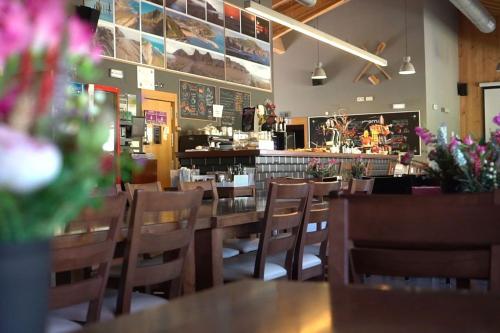 Imagen del bar/restaurante del Camping Kampaoh Zumaia. Foto 2