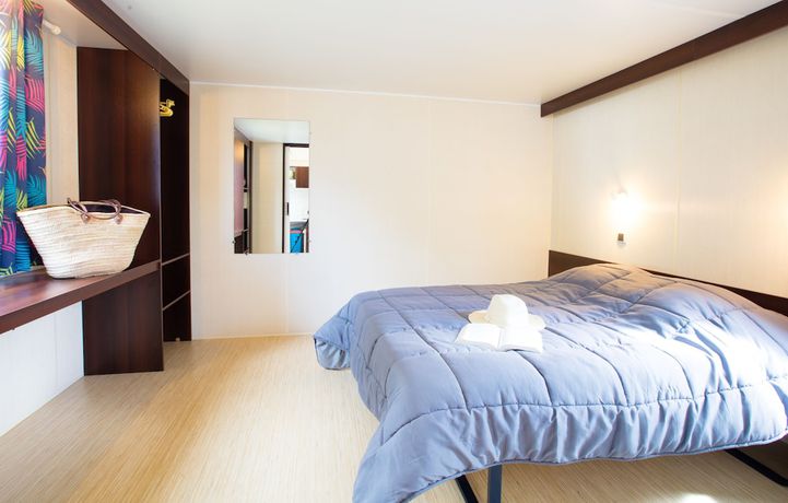 Imagen de la habitación del Camping LES OURMES. Foto 6