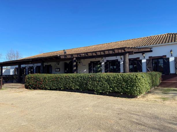 Imagen de los interiores del Camping La Aldea. Foto 7