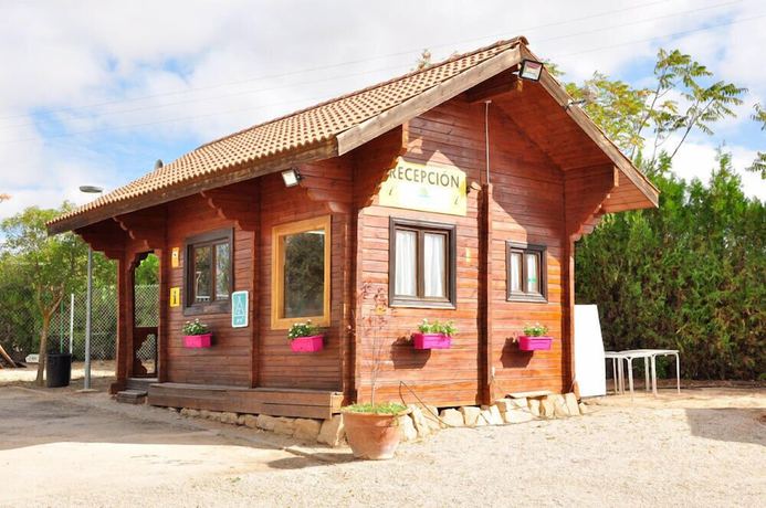Imagen de los interiores del Camping La Estanca. Foto 19