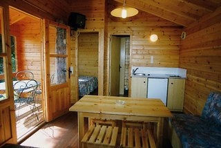 Imagen de la habitación del Camping La Llosa. Foto 4