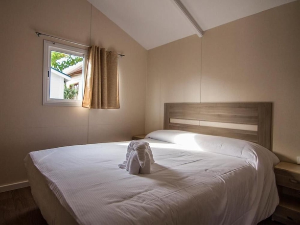 Imagen de la habitación del Camping La Marina Resort. Foto 2