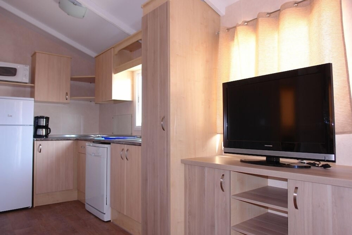 Imagen de la habitación del Camping La Marina Resort. Foto 7