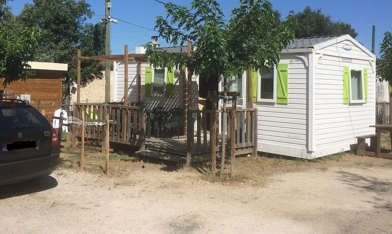 Imagen general del Camping La Montagne, SORGUES. Foto 2