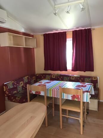 Imagen general del Camping La Montagne, SORGUES. Foto 7