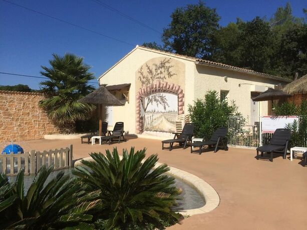 Imagen general del Camping La Montagne, SORGUES. Foto 8