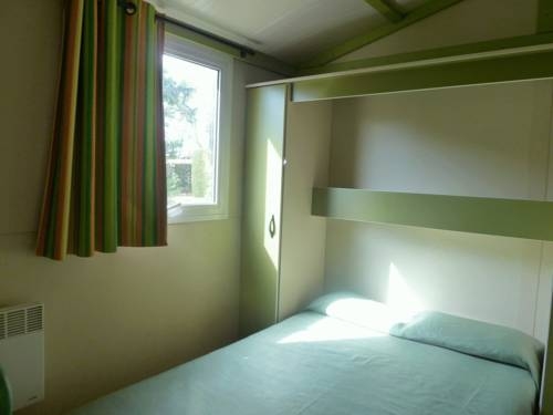 Imagen de la habitación del Camping La Pineda de Salou. Foto 5