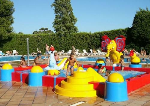 Imagen de la habitación del Camping La Pineda de Salou. Foto 6