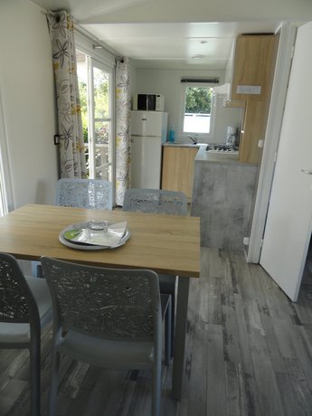 Imagen de la habitación del Camping La Roseraie D'omaha. Foto 3