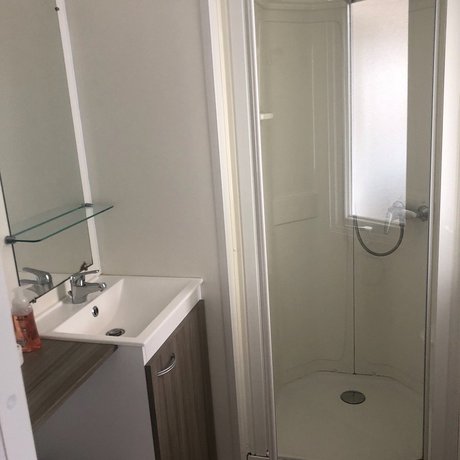 Imagen de la habitación del Camping La Roseraie D'omaha. Foto 10