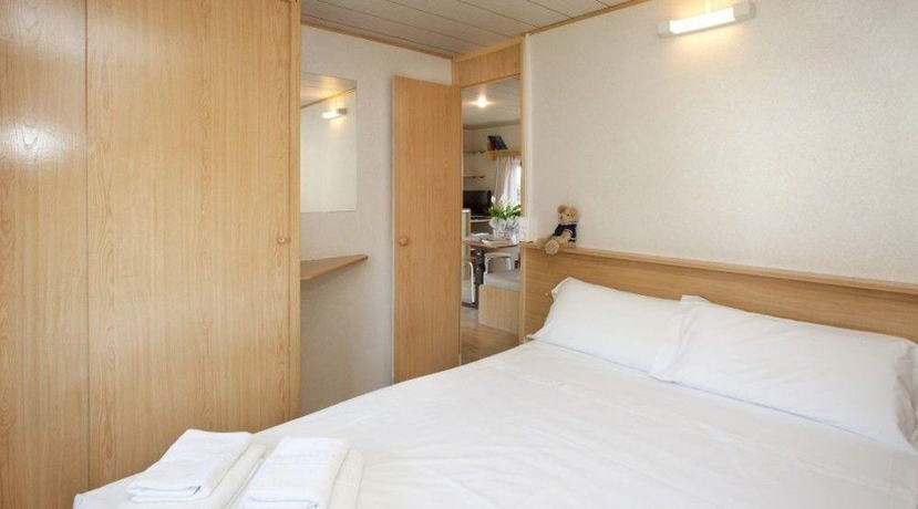 Imagen de la habitación del Camping La Siesta Salou Resort. Foto 19
