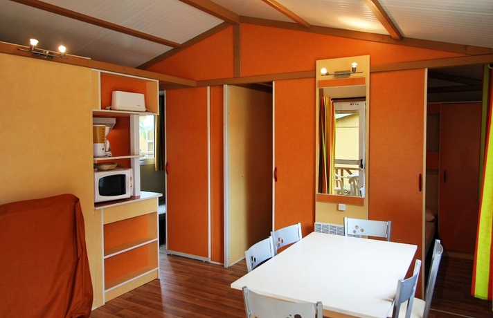 Imagen de la habitación del Camping La Torre Del Sol. Foto 10