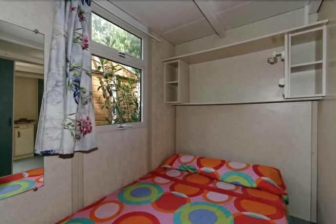 Imagen de la habitación del Camping La Torre Del Sol. Foto 13