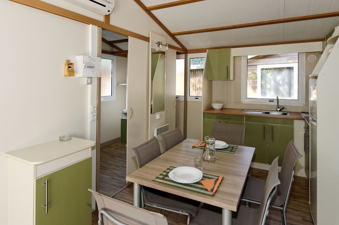 Imagen de la habitación del Camping La Torre Del Sol. Foto 15